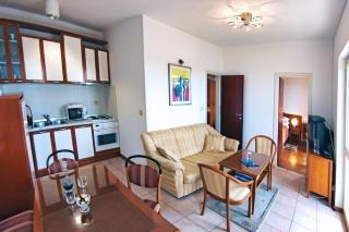Apartments Sipa - Garden One Bedroom Apartment with Balcony and Partial Sea View Apartman C - 7