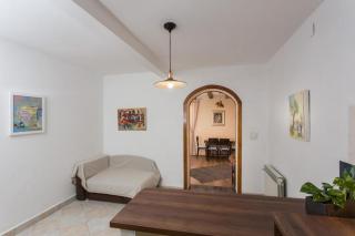Apartment Hladilo Nostalgia - Comfort Two-Bedroom Apartment with Terrace and Partial Sea View - 8