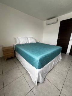 Modern & Central 2BR w Pool & Gym Prime Location - San Salvador - 7