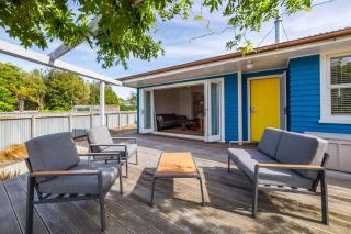 Little Blue Bach - Martinborough - 7