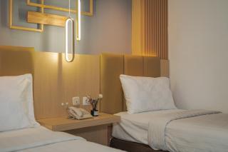 Best Hotel Kedungsari - Surabaya - 0