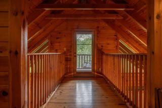 5BR Log Cabin, Game Room, Hot Tub, Swimming pool - 3