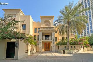 bnbmehomes - High-end 2BR Apartment on Burj Khalifa Blvd - Dubai - 8