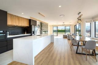Stonehenge Retreat - Martinborough - 2