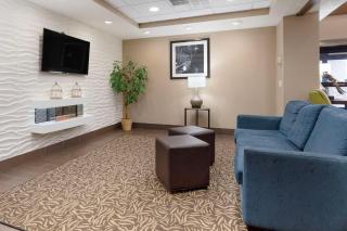 Comfort Inn & Suites - Johnstown - 5