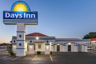 Days Inn by Wyndham South Fort Worth - 6