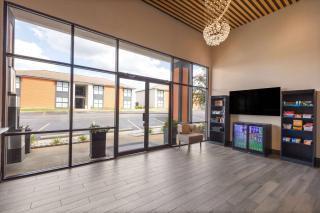 Ramada by Wyndham Studio Suites Dothan - 4