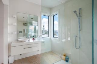 Spectacular views uninterrupted! 3 BR, Private! - Queenstown - 7