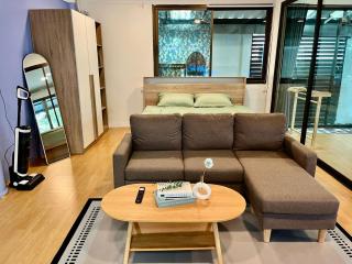 Kirin Riverside Homestay with AC, WiFi in Bangkok - Rat Burana - 6
