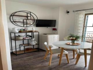 Apartment with 1 bedroom with balcony - Okrug Donji - 0