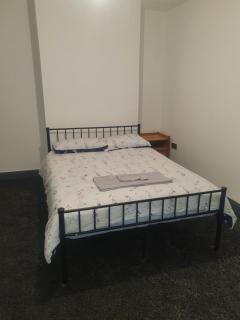 Double bed rooms in Meadowhall, Tinsley - Sheffield - 9