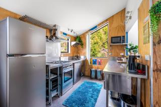 2 minutes to town! No car needed! Compact and Warm - Queenstown - 1