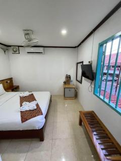 Little Friendly House With Pool - Luang Prabang - 8