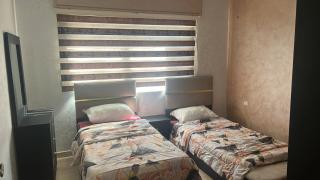 الروف سوبر ديلوكس 2 غرف نوم صالة جلوس و طعام مكيفة للإيجار - Amman - 5