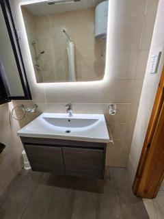 A Cosy Modern Apartment - Il-Gżira - 7