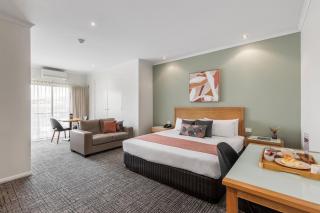 BEST WESTERN Geelong Motor Inn & Serviced Apartments - Geelong - 0