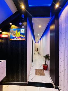 Hotel Mahadev Inn - Varanasi - 4