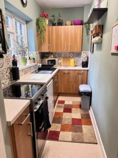 4 The Haw thornes Sleeps4 NEC 7mins BHX 8mins - 7