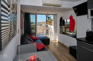 COURSIVES RED-LIGHT 108 Vue Mer - Cap d'Agde - 4