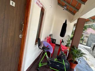 Silver S S Shadow Home Stay - Chikmagalūr - 4