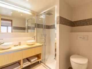 Appartement contemporain 4p, 3 chambres, 8 pers, spa, fitness, parking, wifi - FR-1-352-48 - Arc 1800 - 7
