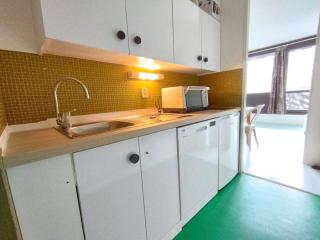 Studio 4 pers avec balcon, Piau-Engaly - Sud, TV, Lave-vaisselle, Lave-linge, Casier à skis - FR-1-457-258 - Aragnouet - 5