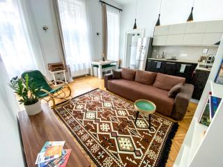Cosy flat in the city center - Budapest - 0
