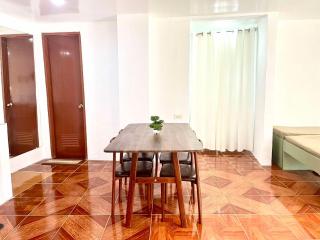 Spacious Studio w AC Central Area near Beach - General Luna - 1