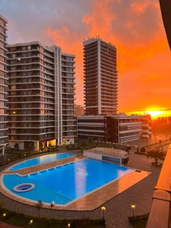 Вид на закат, море и бассейн - 4