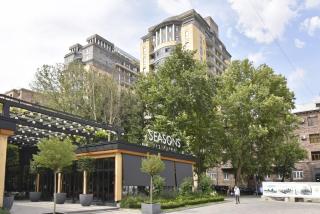 Aram street, 3 bedrooms Grand and Sunny apartment DI64 - 9