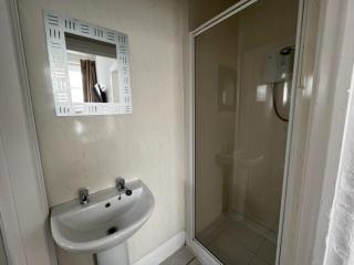 Stay at 25 - Blackpool - 8
