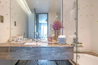 FIRST CLASS 1BR Amazing Marina Views - 2