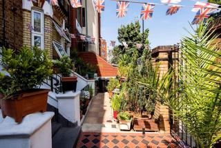 St 9 - Very Close to Tube only 2 mins - Studio - Londra - 6