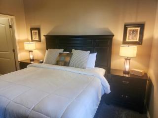 Luxury Lakeside Living- Beautiful Views - FREE TICKETS INCLUDED - MJ126 - 5