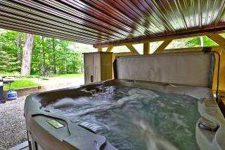 Fun In Fun Out Ski Home - Main Floor, Renovated 3BR-2BA, Hot Tub, Close to Resort - Killington - 8