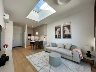 Brand new, City center, free parking, AC - 6