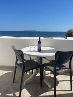 Tarelis Beach Apartments & Studios - 4