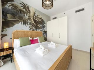 Dar Mama - Cozy modern apartment in Golf Vita, Dubai - Dubai - 1