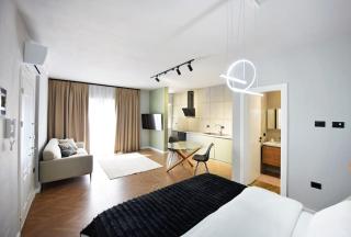 The house of flowers - 6