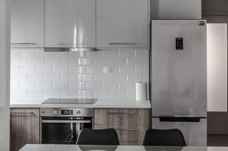 Minimal Central Apartment By The Sea - 6