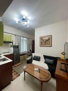 Elevated Staycation BGC Venice Grand Canal - Manila - 3