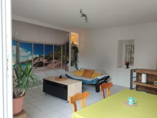 vaste T2 en Auvergne - Vic-le-Comte - 0