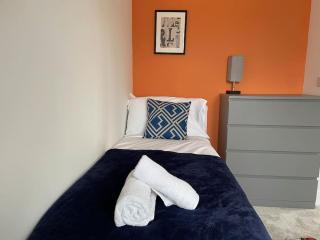 Brand New Beaulieu Haven Parking x 2 Games console Sleeps 5 - Broomfield - 7