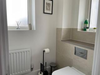 Brand New Beaulieu Haven Parking x 2 Games console Sleeps 5 - Broomfield - 3