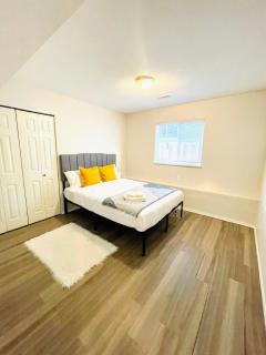 Cozy Garden Suite - North Vancouver - 6