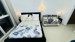 Modern Accommodations in Dunya Dubai's Heart, Dubai Mall, Dubai Fountain and Burj Khalifa Getaway, Spectacular Views, 3-5 Minutes to DUBAI MALL, Dubai Fountain & Burj Khalifa - Dubai - 8