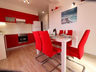 Holiday Home Adriatic View-Three Bedroom Apartment with Terrace and Sea View - 9