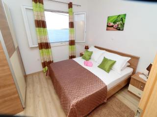 Holiday Home Adriatic View-Three Bedroom Apartment with Terrace and Sea View - 5