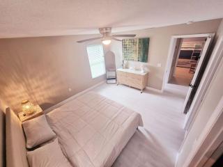 Luxury Beach Escape - Nokomis - 2