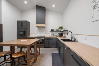 Vienna's Modern Retreat - 1